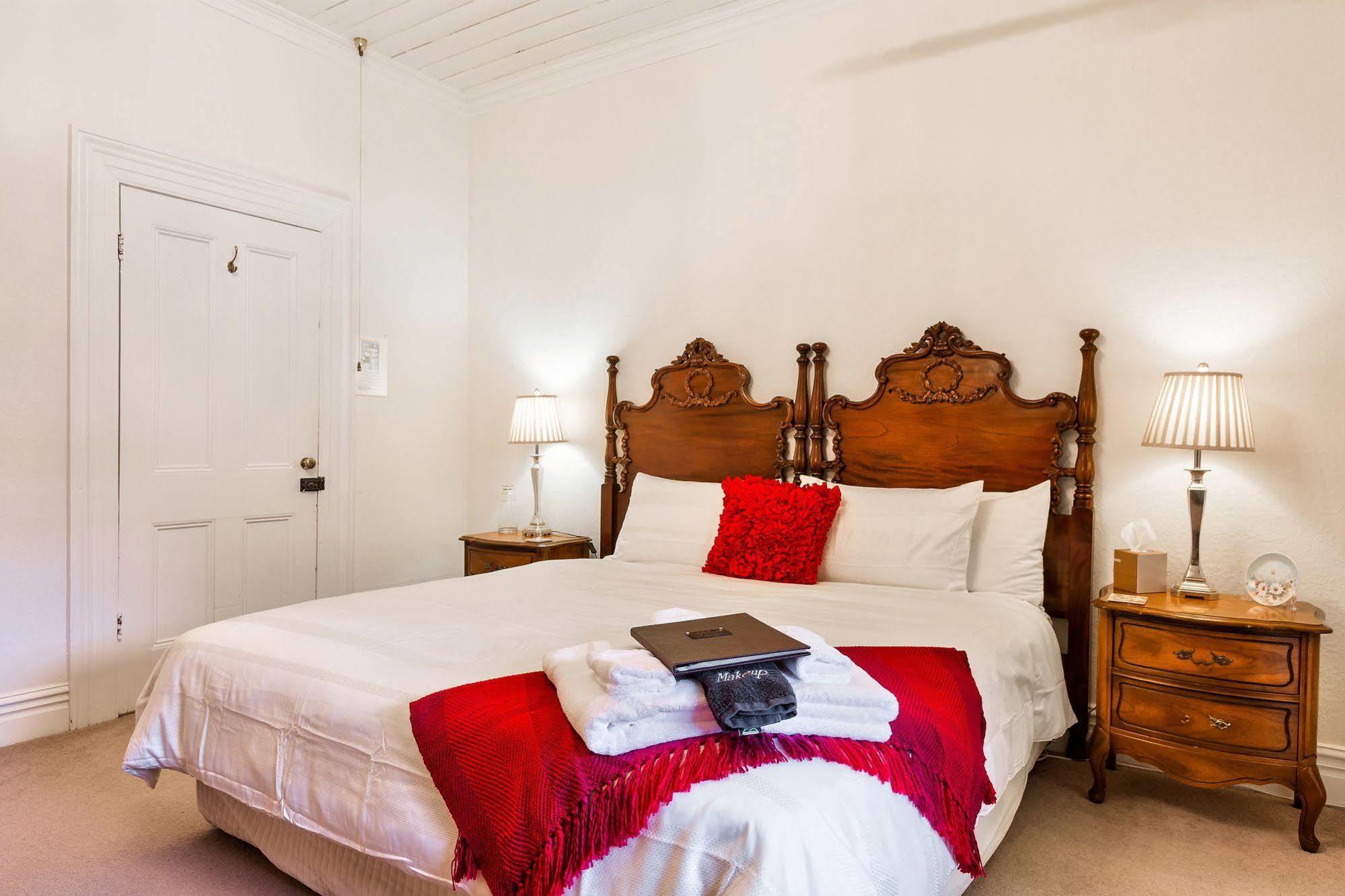 Bed and Breakfast The Graces Бичворт Экстерьер фото